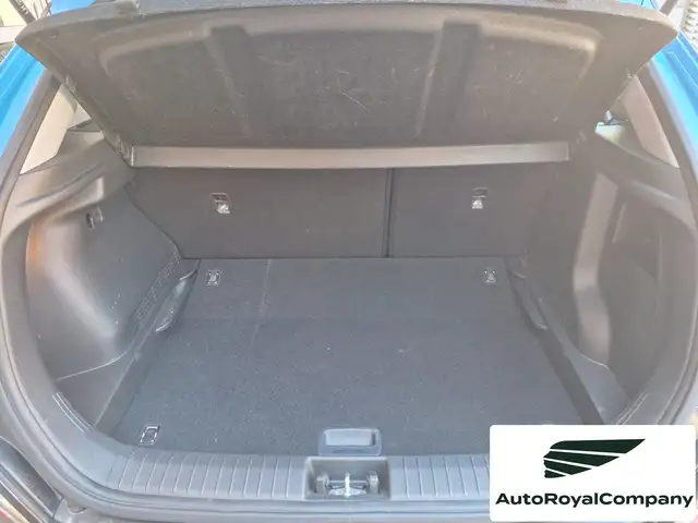 Hyundai Kona view 11