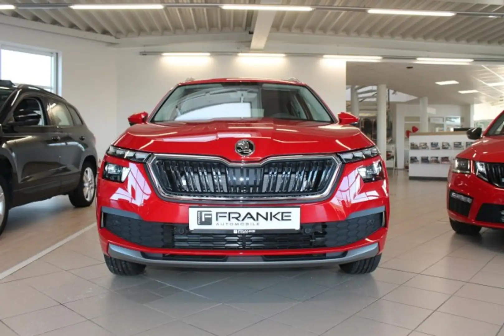 Skoda Kamiq Style 1.0 TSI (81kW/110PS) Klima Einparkhilfe Rot - 2