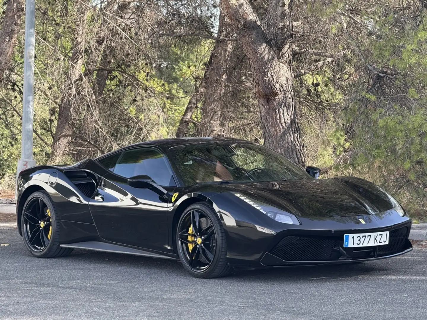 Ferrari 488 GTB Negro - 2