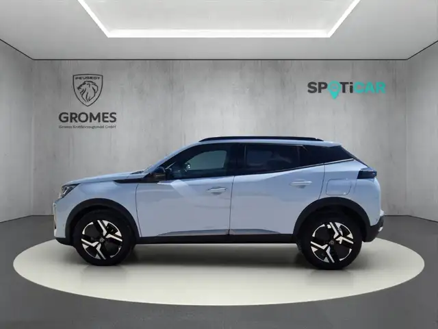 Peugeot 2008 view 6