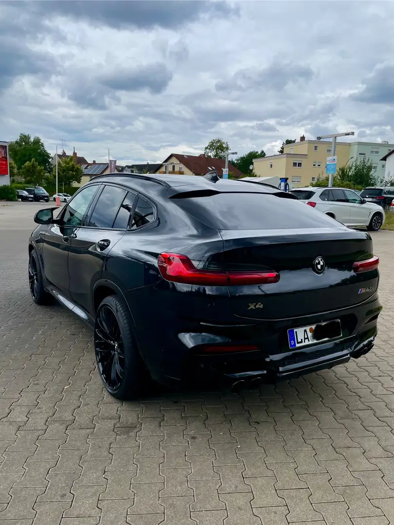 BMW X4 M M40 i Schwarz - 2