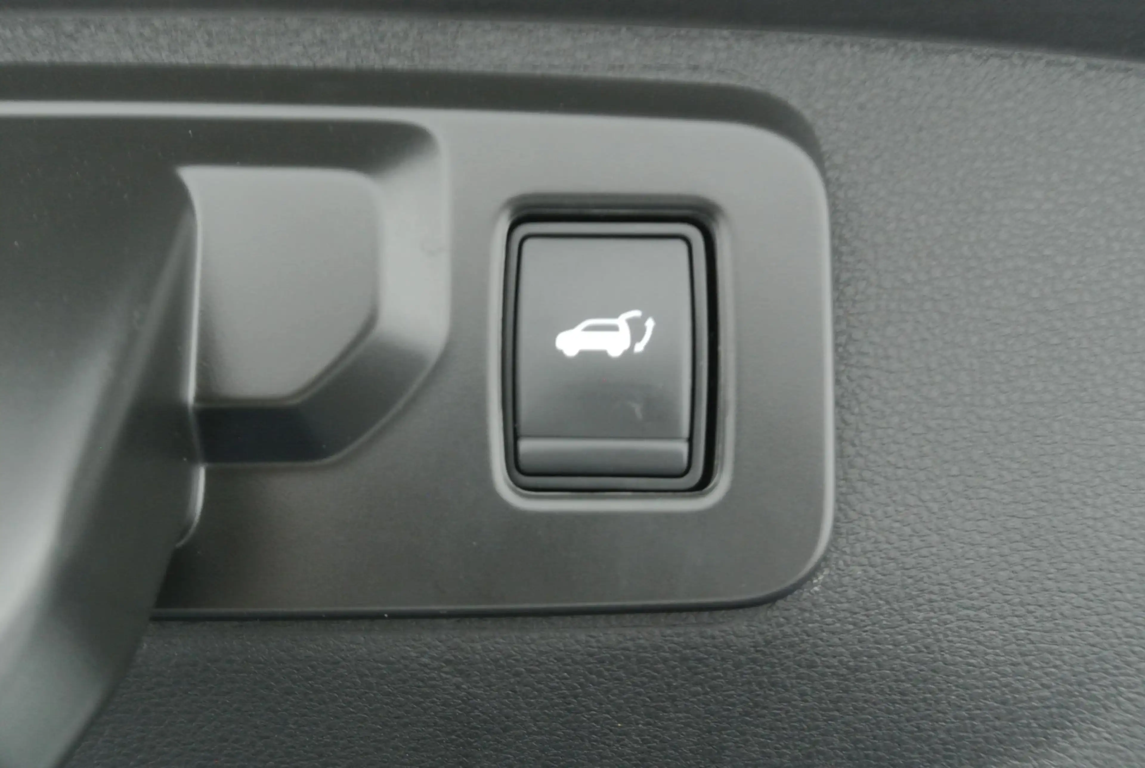 Renault Rafale 1.2 E-Tech 4x4 plug-in hybrid 300 atelier Alpine | — photo 25