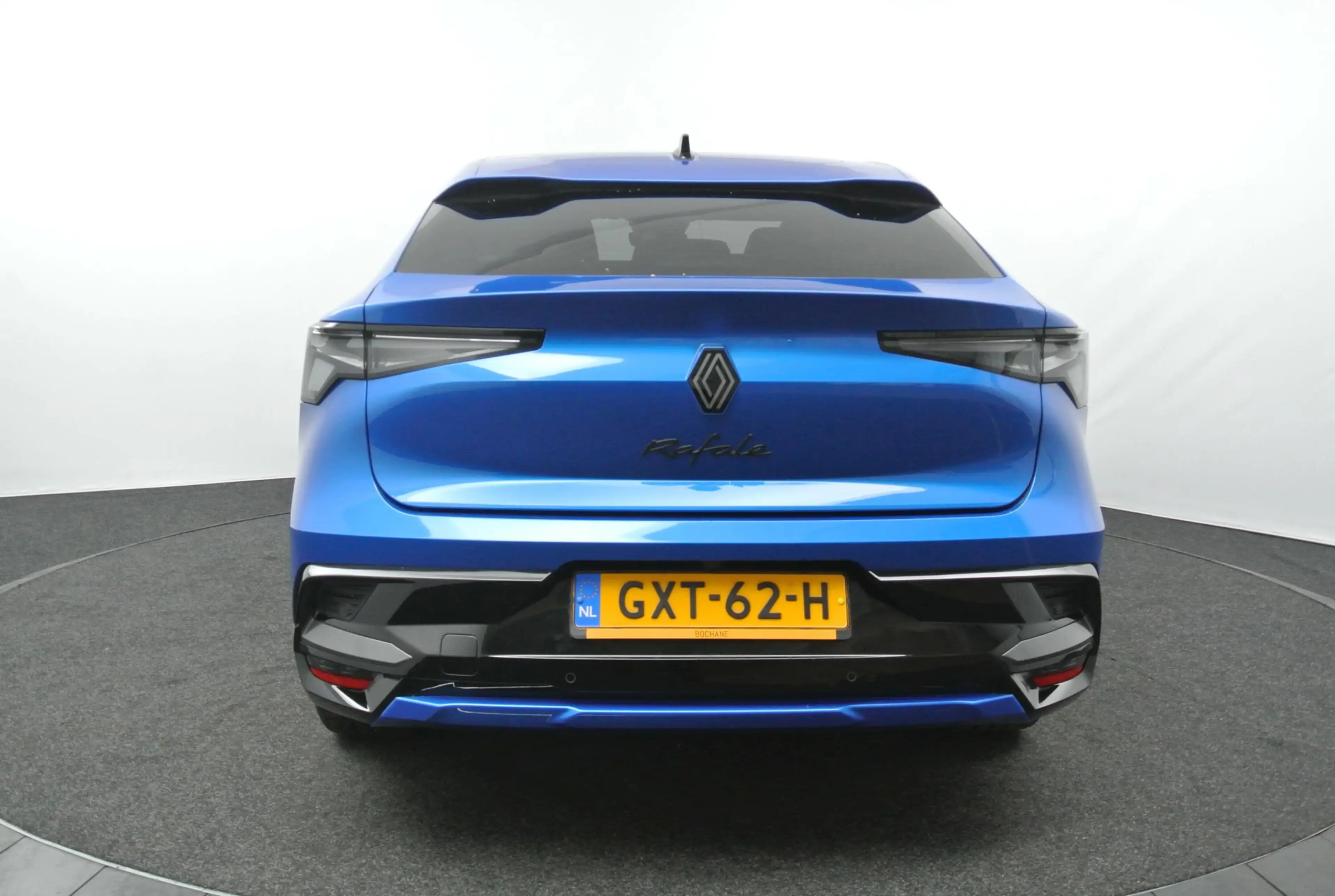 Renault Rafale 1.2 E-Tech 4x4 plug-in hybrid 300 atelier Alpine | — photo 23