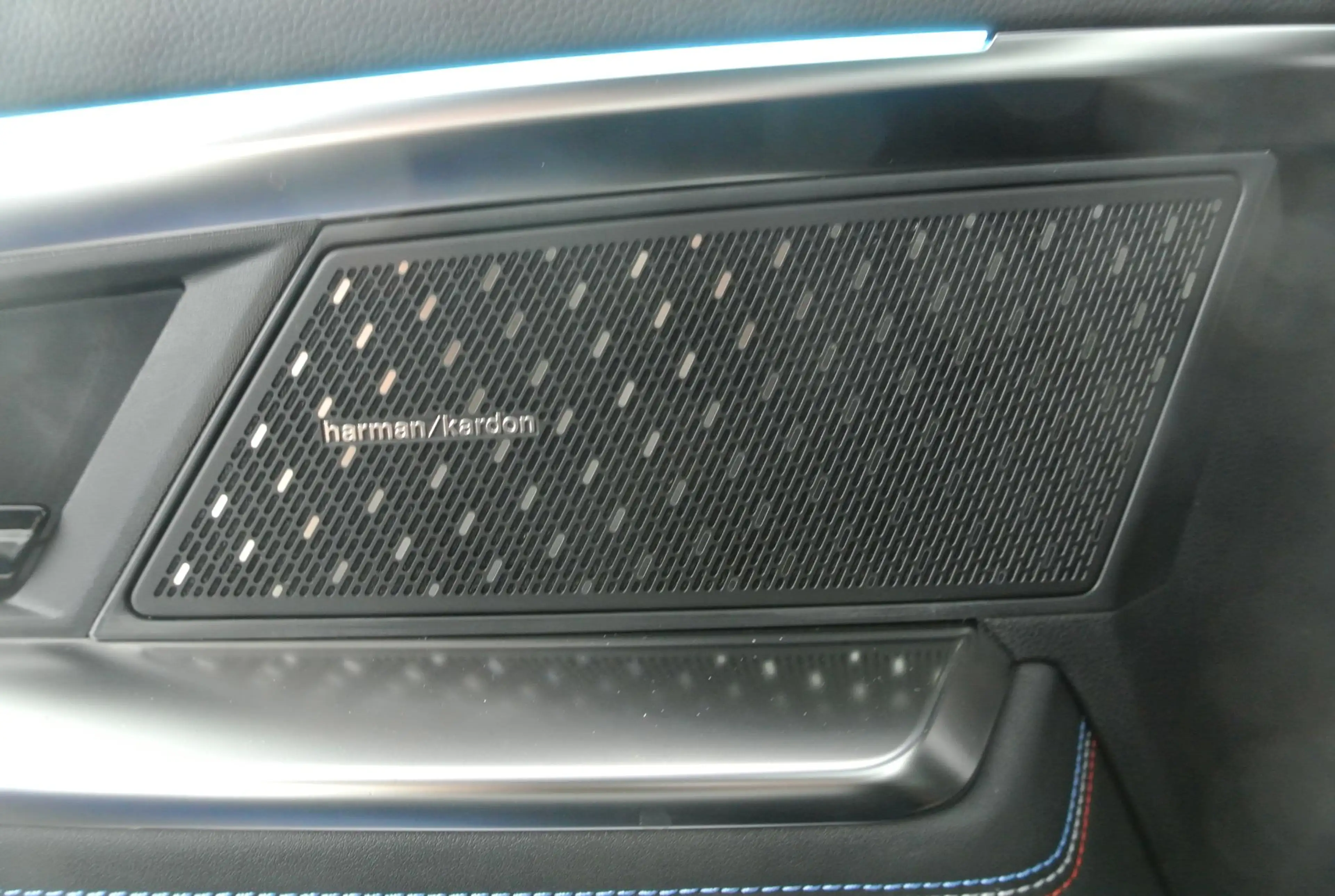 Renault Rafale 1.2 E-Tech 4x4 plug-in hybrid 300 atelier Alpine | — photo 40