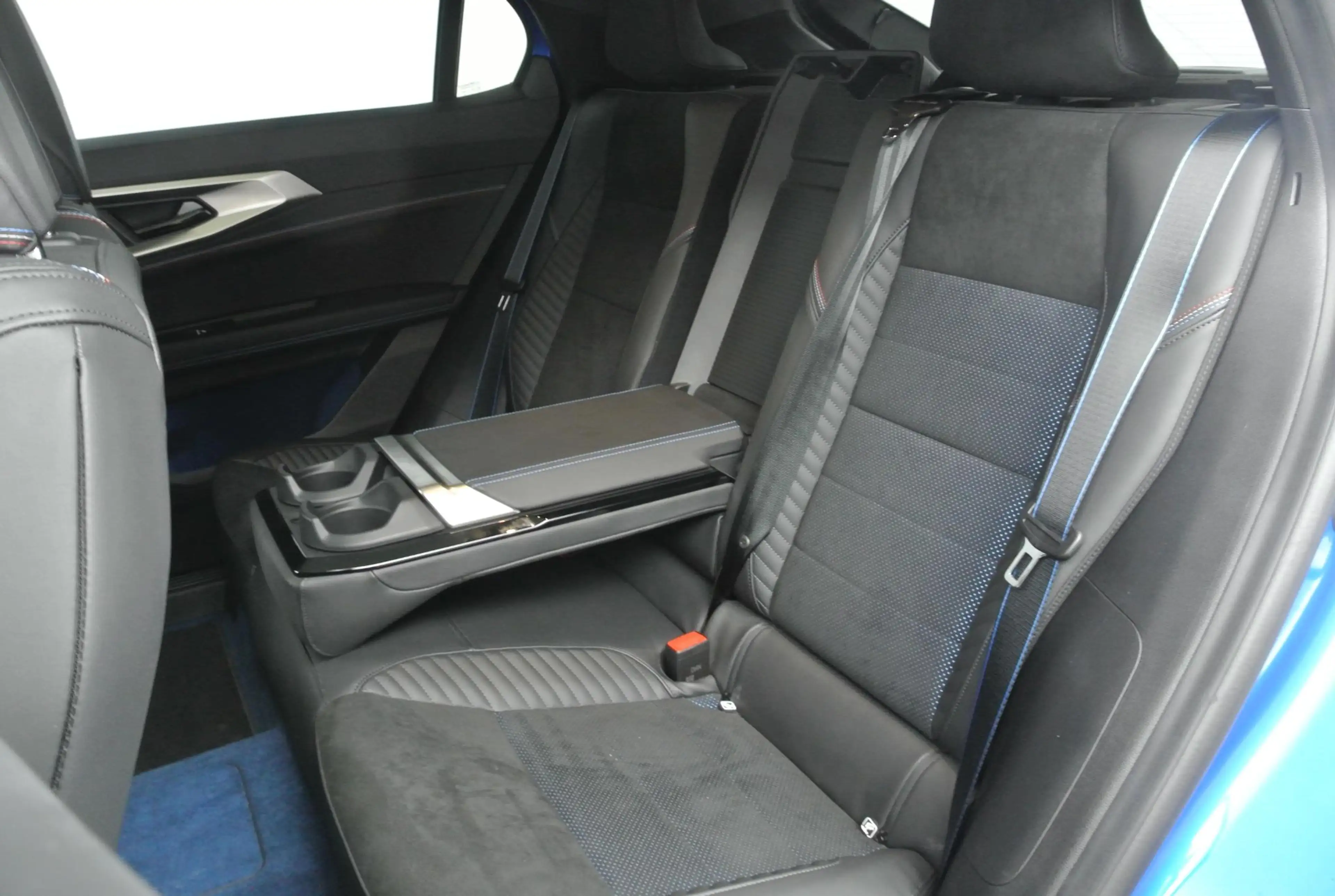 Renault Rafale 1.2 E-Tech 4x4 plug-in hybrid 300 atelier Alpine | — photo 13