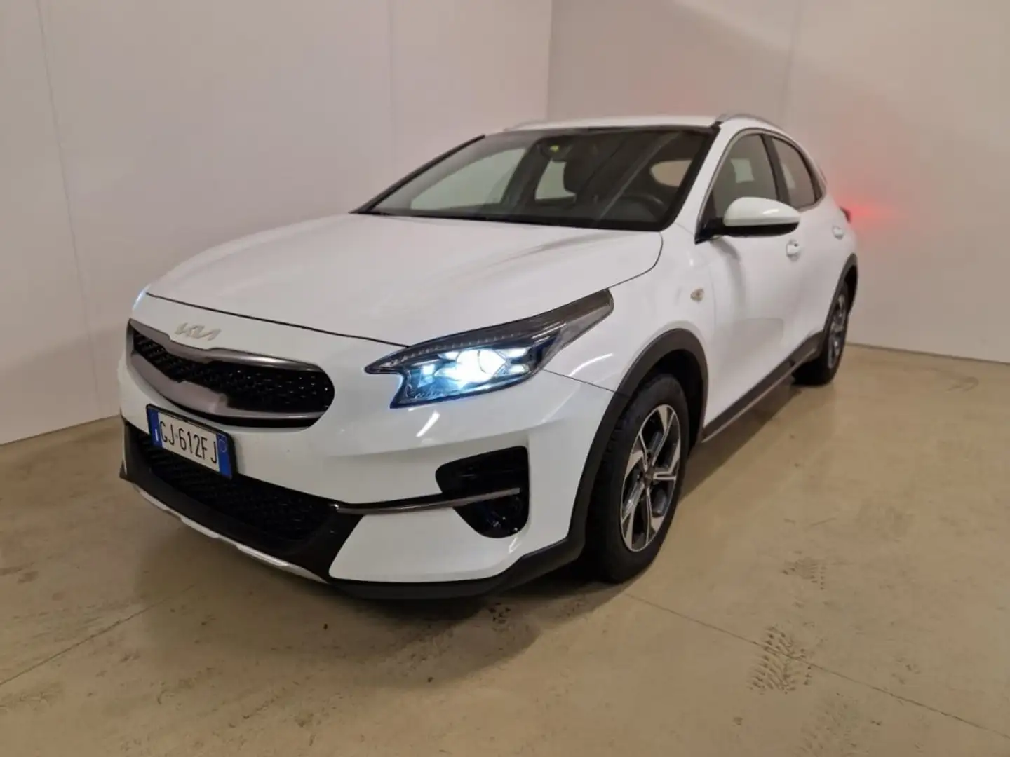 Kia XCeed 1.0 T-GDi GPL Urban Weiß - 1