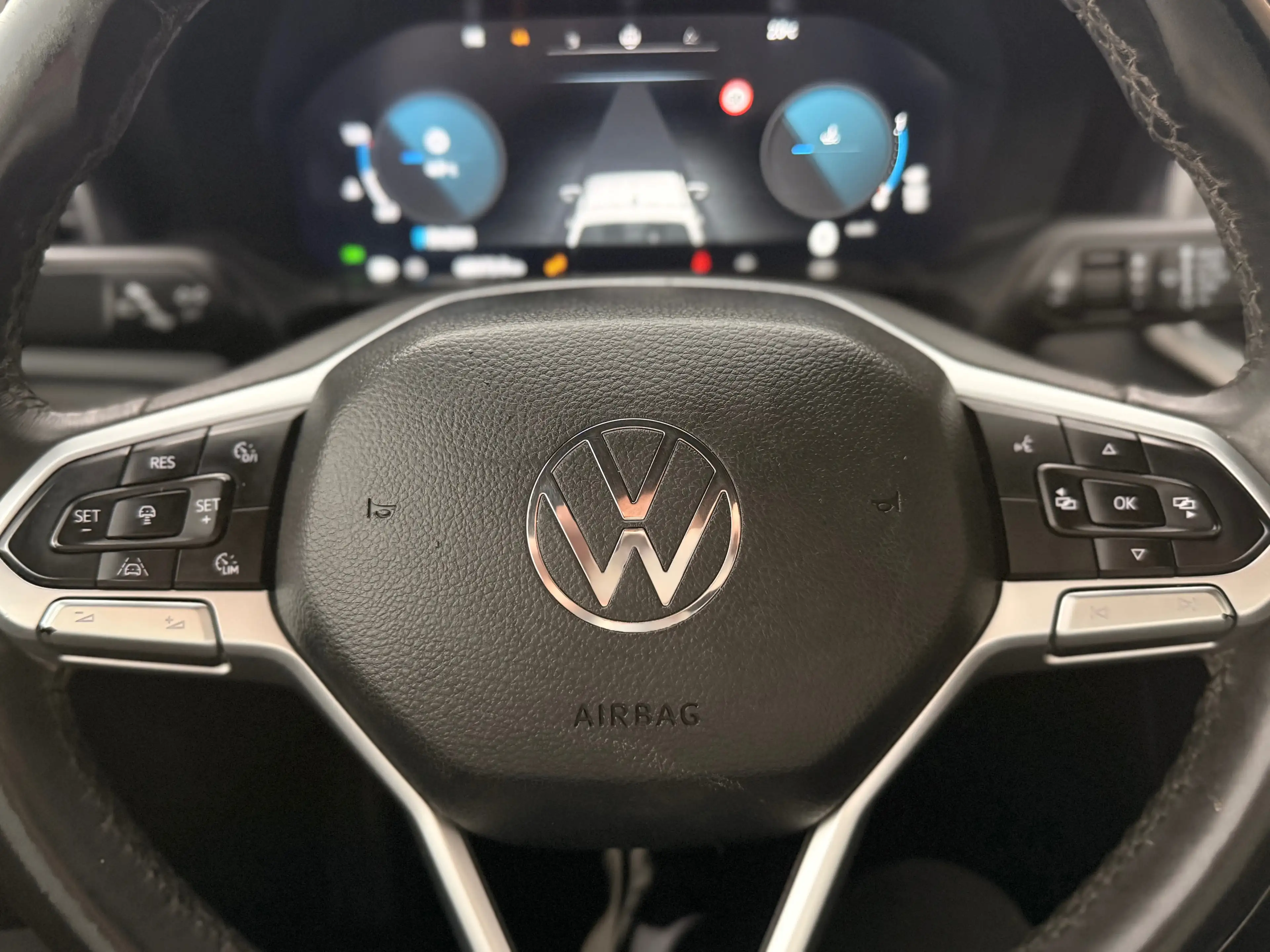 Volkswagen Amarok 3.0 V6 TDi 4Motion Aventura CAMERA360° ACC LED ANGLE MORT FULL ASSIST 1REMAIN FULL CARNET FULL OPTIONS — photo 14