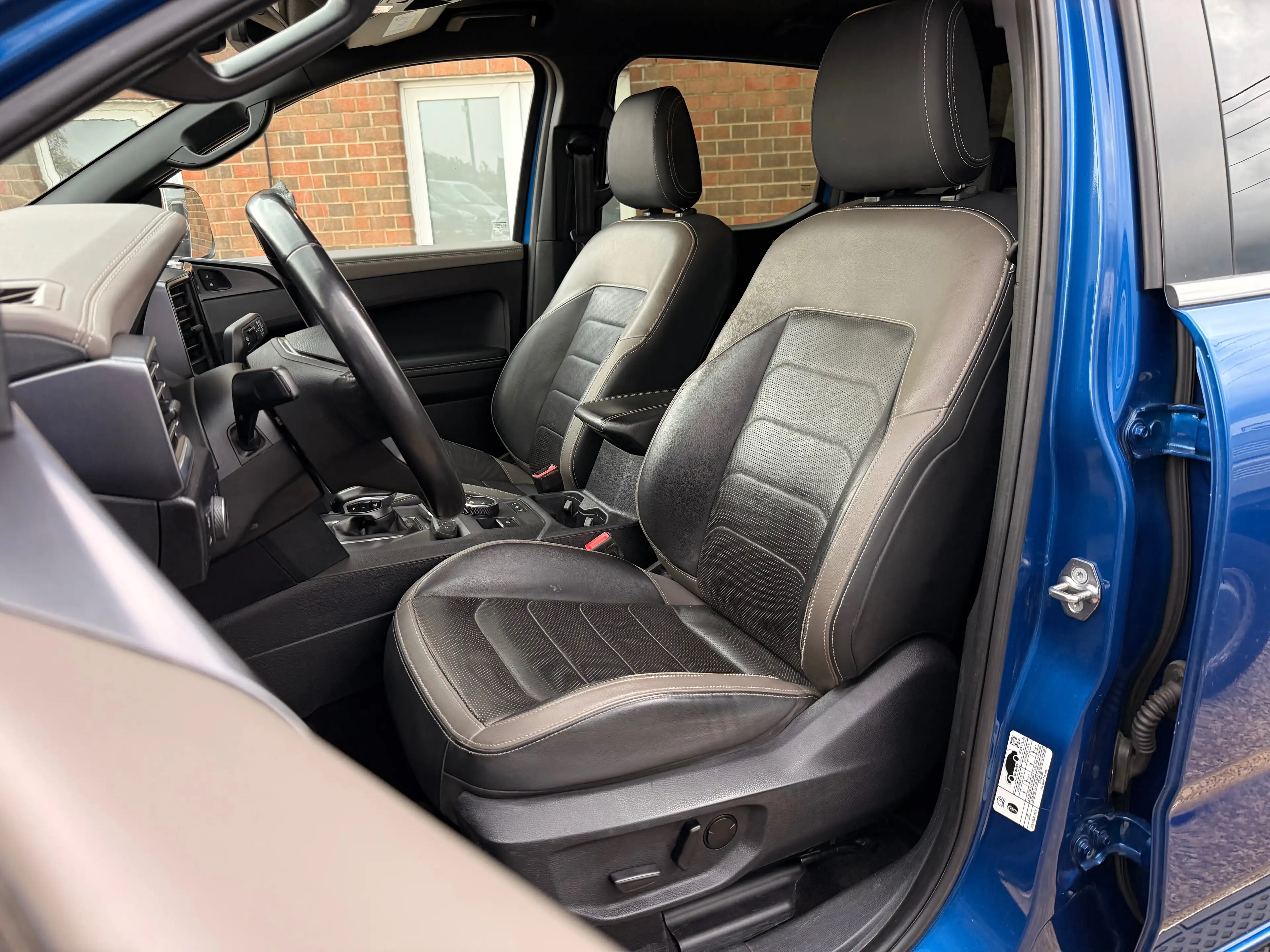 Volkswagen Amarok 3.0 V6 TDi 4Motion Aventura CAMERA360° ACC LED ANGLE MORT FULL ASSIST 1REMAIN FULL CARNET FULL OPTIONS — photo 10