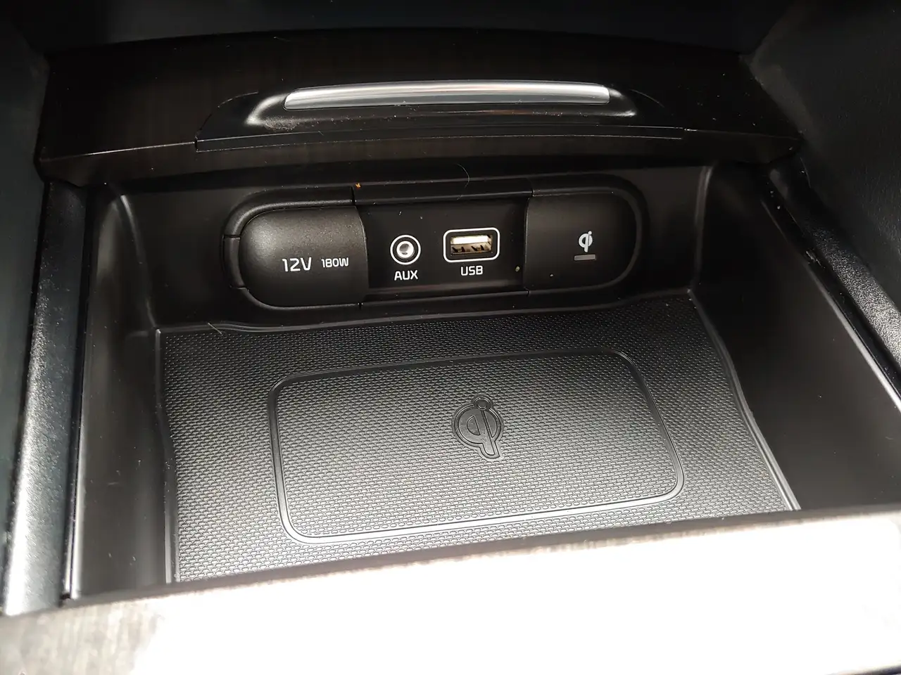 Kia Optima снимка Kia Optima