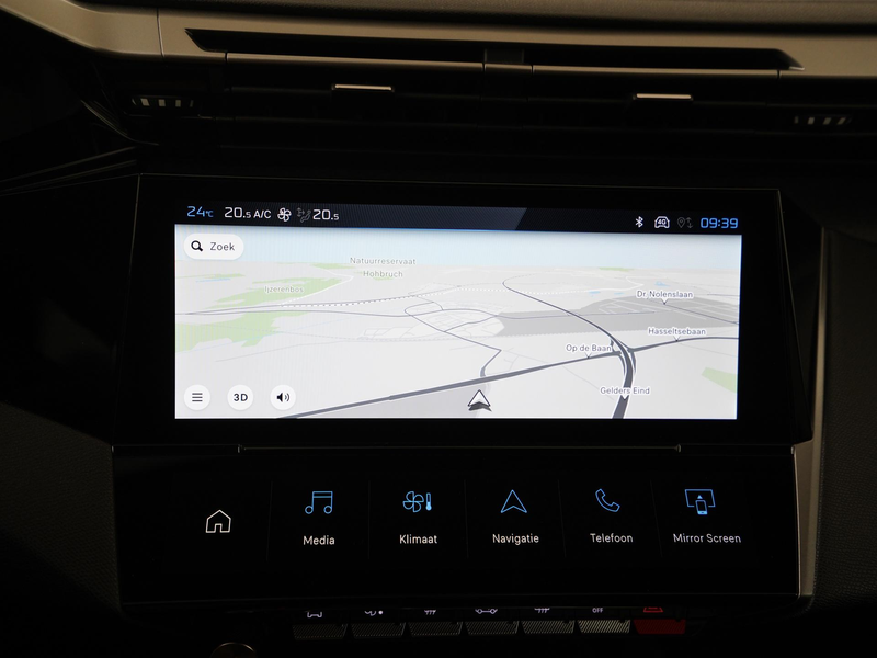 Peugeot 408 1.2 Hybrid 145 e-DCS6 Allure | Head-up display | C — photo 12