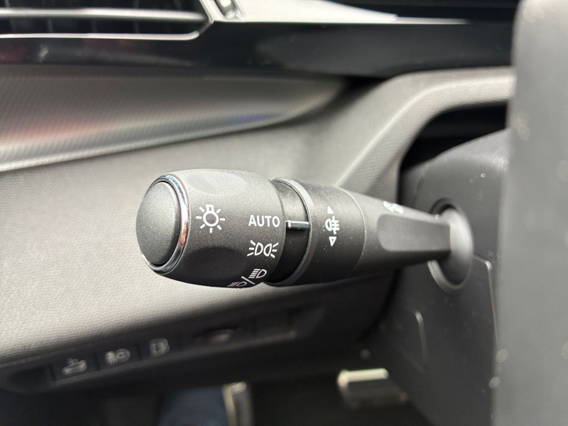 Peugeot 408 Plug-in Hybrid 225 ACC+LED+Navi+SD — photo 14