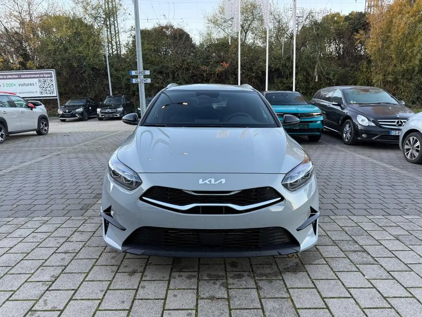 Kia Ceed SW / cee'd SW Sportswagon MHEV DCT JBL ACC SHZ elKlappe Key B... Gris - 1