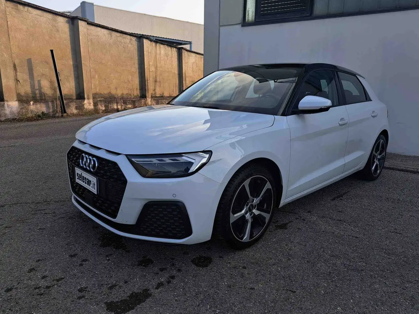 Audi A1 Sportback  30 1.0 tfsi Admired Advanced  s-tronic Bianco - 1