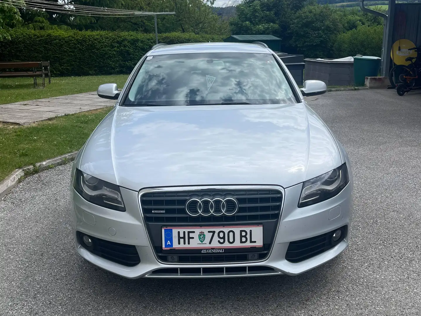 Audi A4 A4 Avant 1,8 TFSI quattro Silber - 1