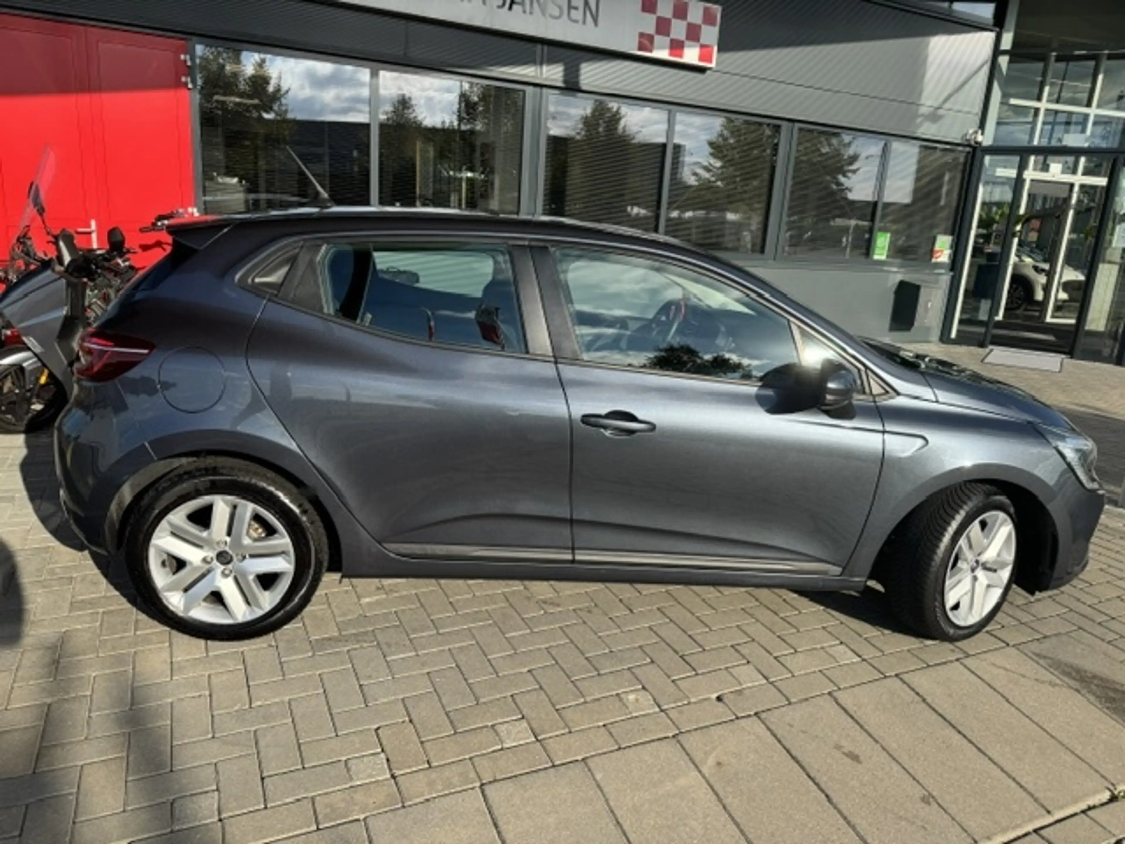 Renault Clio VERWACHT! 1.0 TCe 90 TECHNO + APPLE/ANDROID/ECC/CR — photo 3