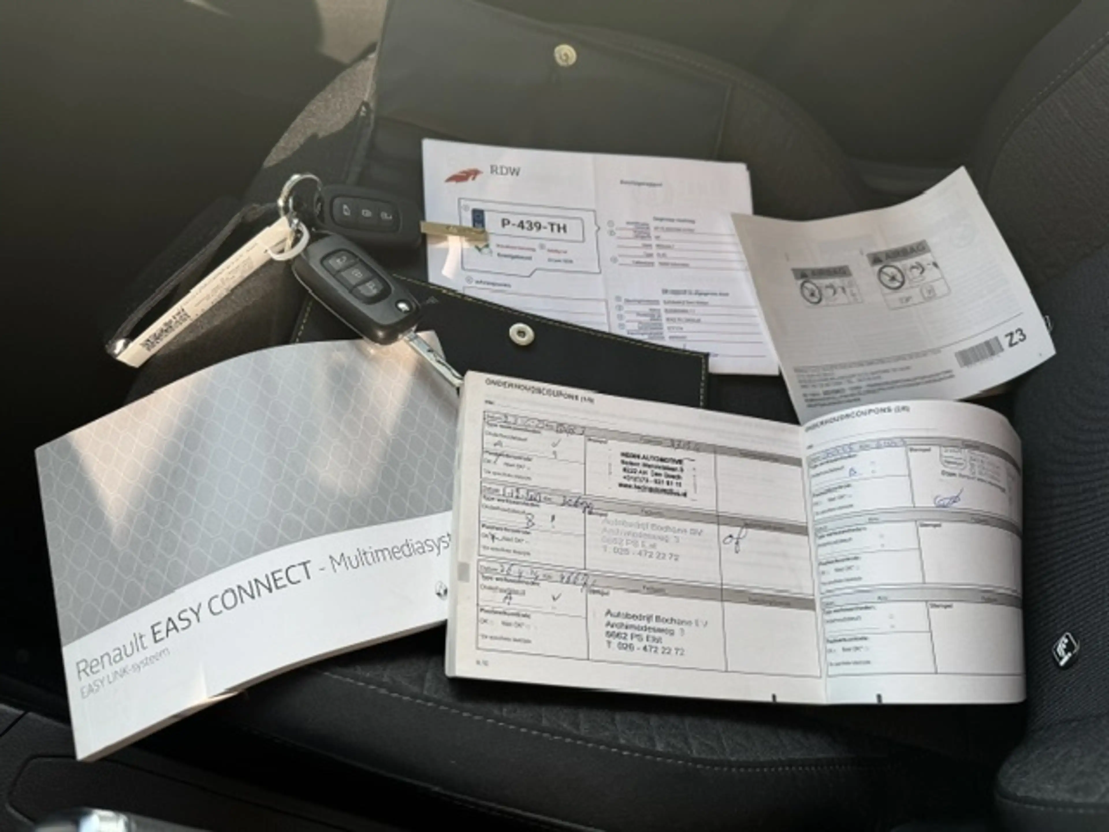 Renault Clio VERWACHT! 1.0 TCe 90 TECHNO + APPLE/ANDROID/ECC/CR — photo 30