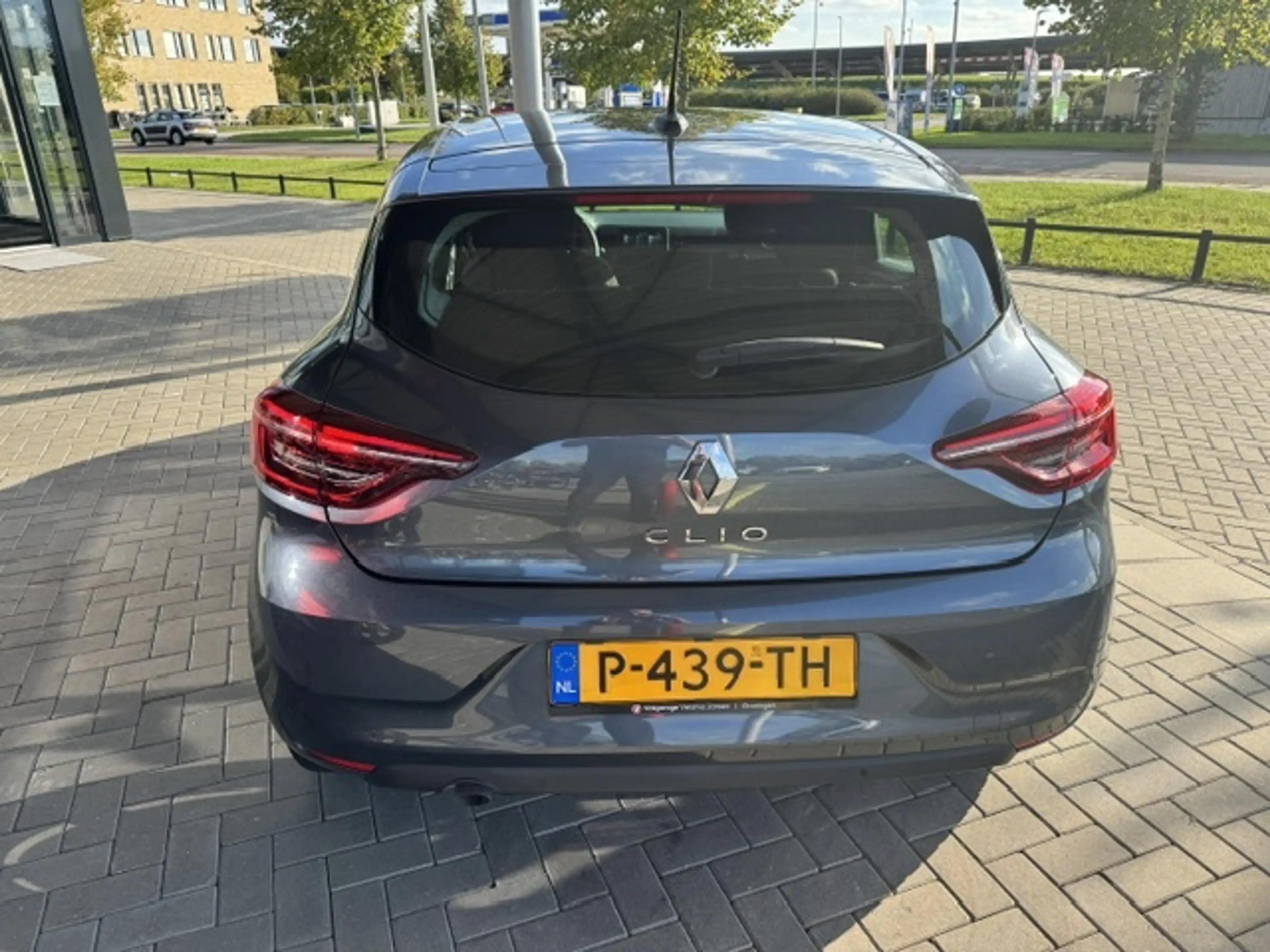 Renault Clio VERWACHT! 1.0 TCe 90 TECHNO + APPLE/ANDROID/ECC/CR — photo 5