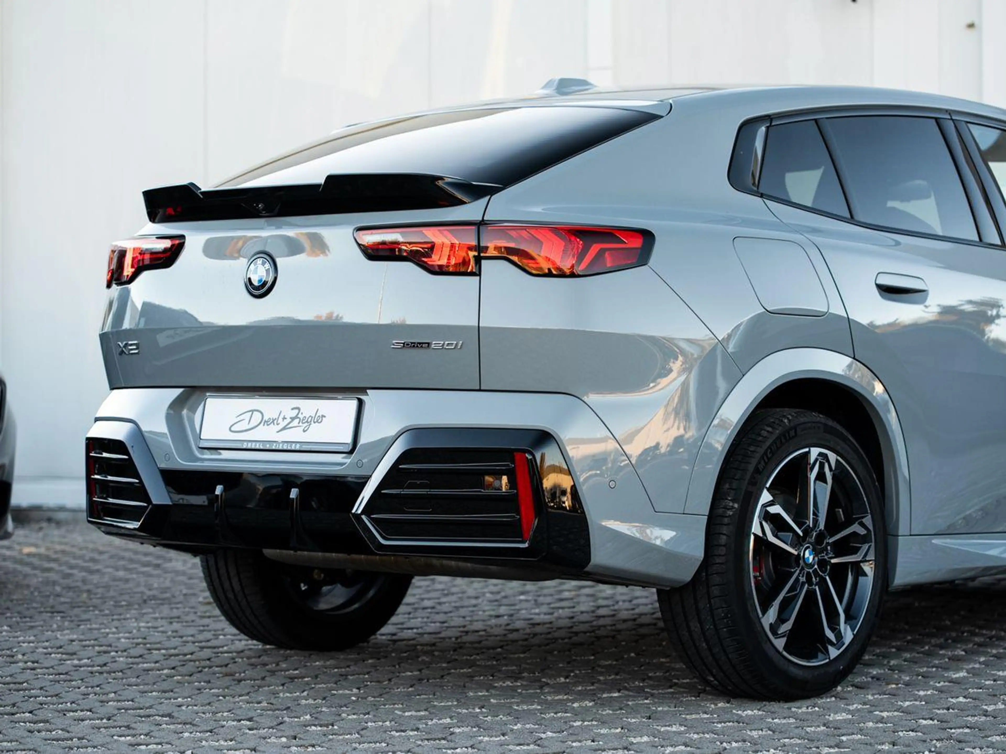 BMW X2 sDrive20i M-SportPRO 19 PANO KoZg AdLED RFK — photo 11