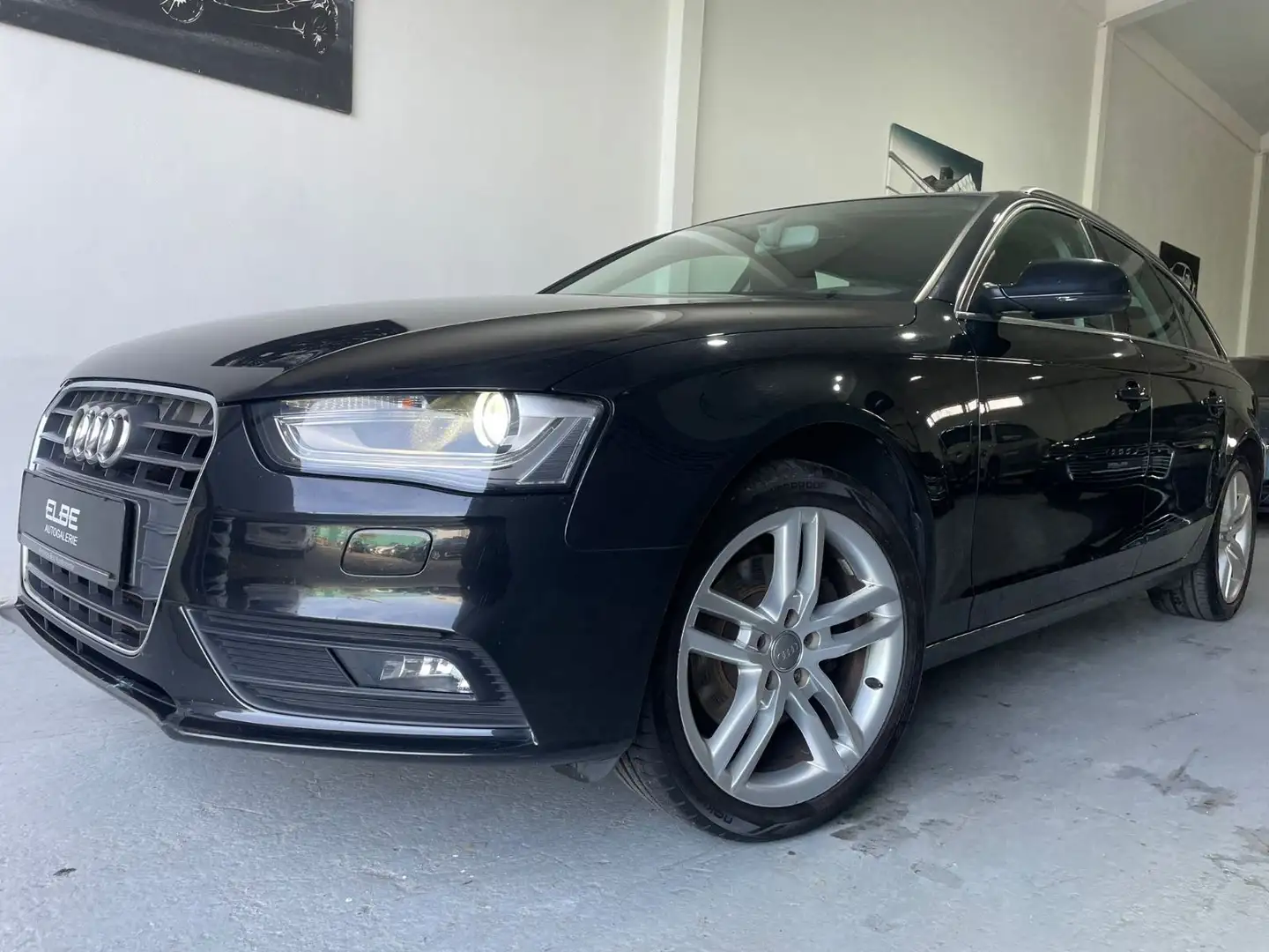 Audi A4 Avant 2.0 TDI S-Tronic Attraction Navi/Xen Schwarz - 2