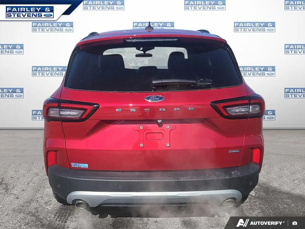Ford Escape снимка Ford Escape