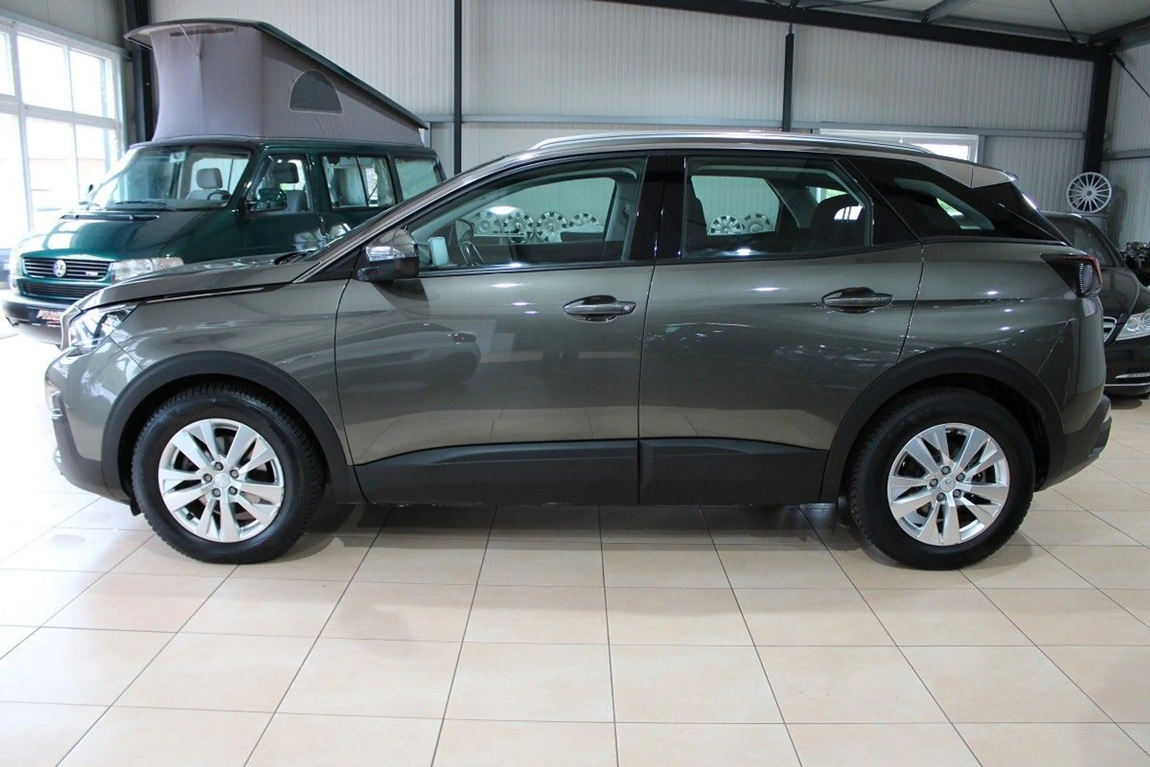 Peugeot 3008 Active 1,5 HDi*Automatik*1.Hand.Tüv NEU*EU6 — photo 6