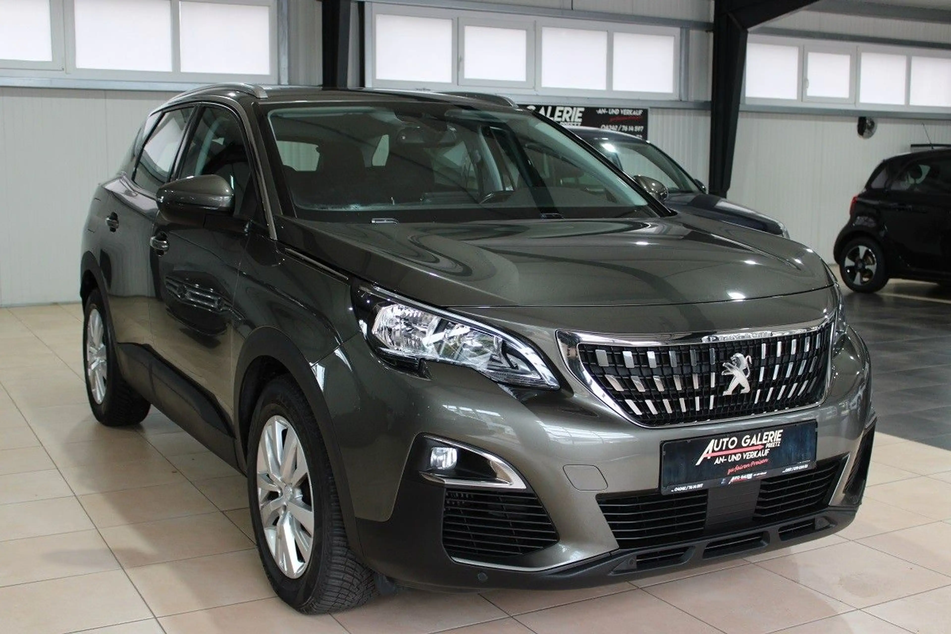 Peugeot 3008 Active 1,5 HDi*Automatik*1.Hand.Tüv NEU*EU6