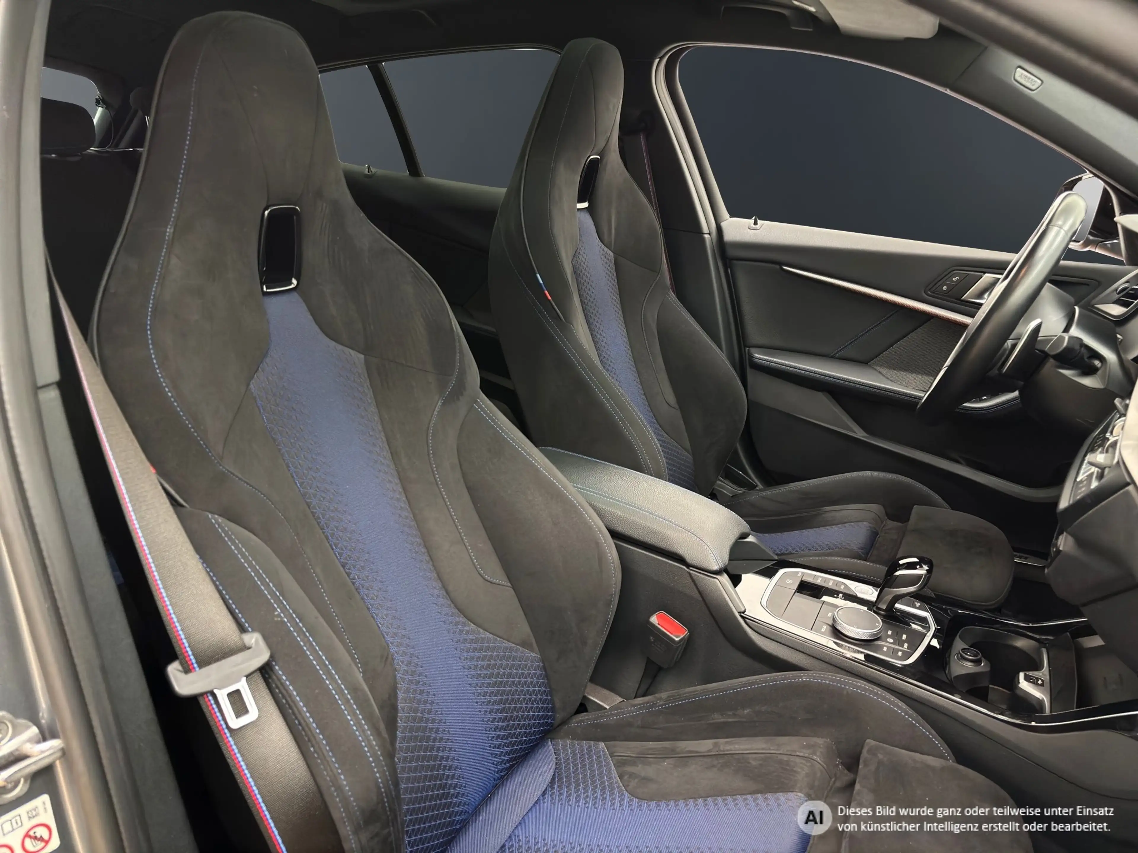 BMW 135 M135i xDrive 5-Türer [HK Sound, Pano, HUD, RFK] — photo 7