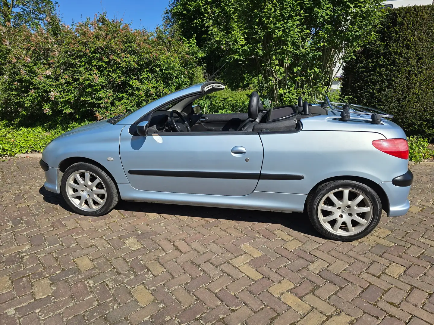Peugeot 206 206 2.0-16V CC CABRIO Albastru - 2