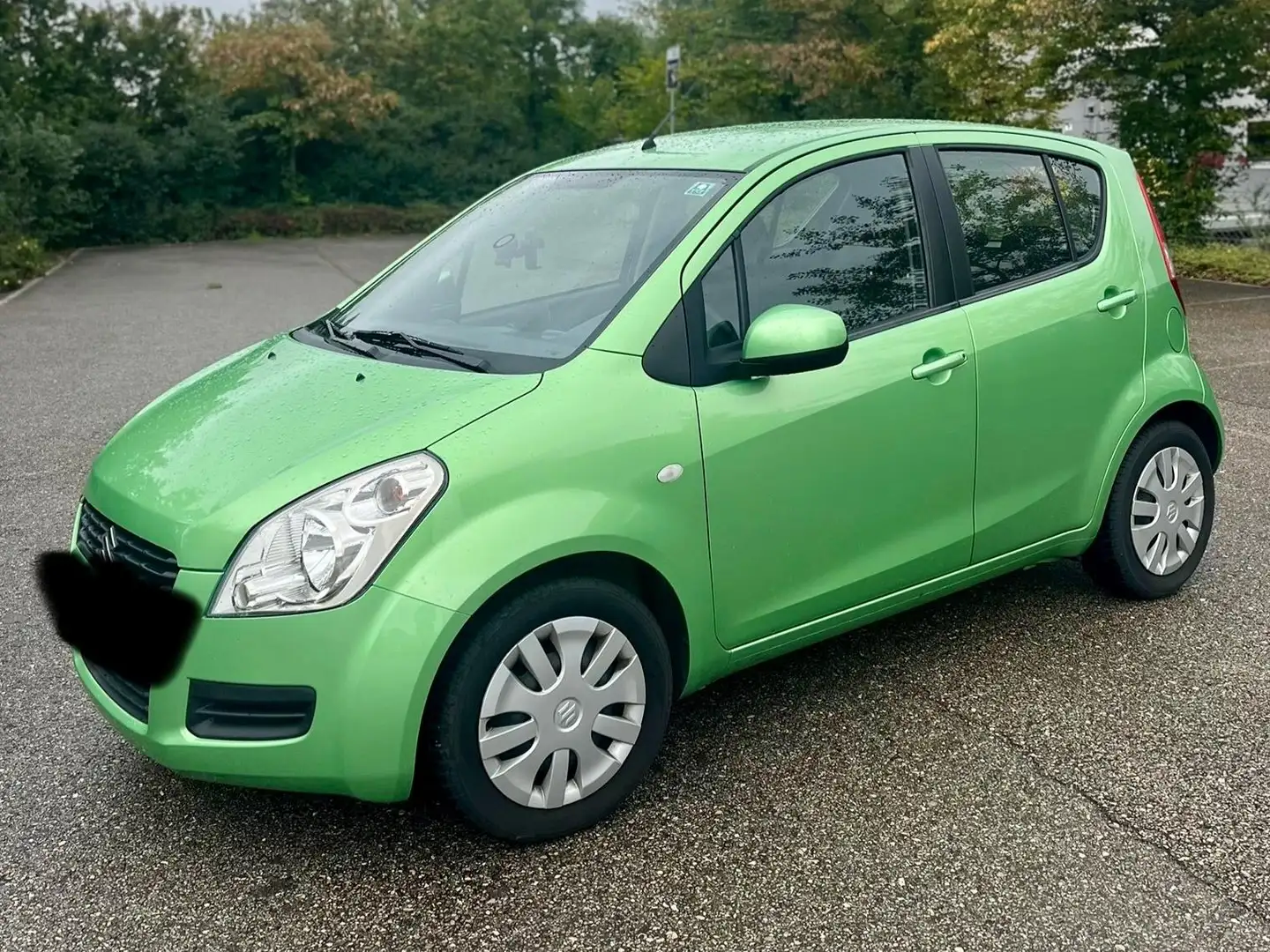 Suzuki Splash Splash 1.0 Basic Grün - 1