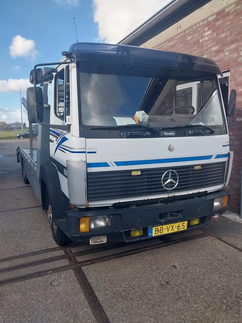 Trucks-Lkw Mercedes-Benz - 1