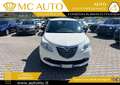 Lancia Ypsilon 1.2 69 CV 5 porte GPL Ecochic Gold Bianco - thumbnail 2
