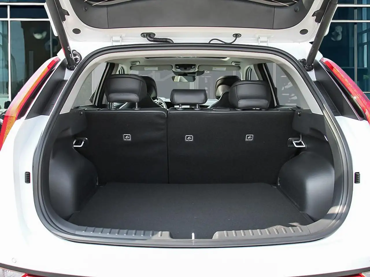 Kia Niro снимка Kia Niro