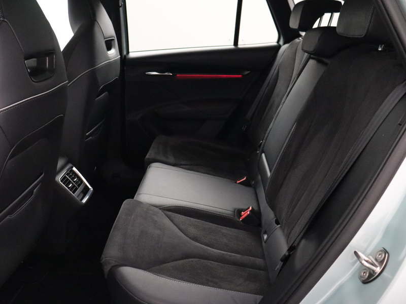 Skoda Enyaq iV 80 Sportline SOH 93.3% Panoramadak, Trekhaak, C — photo 6