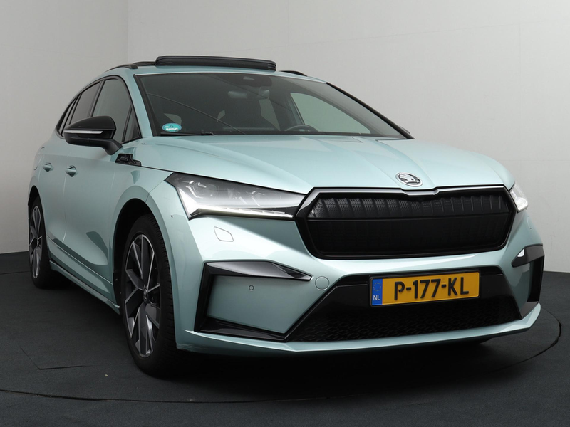 Skoda Enyaq iV 80 Sportline SOH 93.3% Panoramadak, Trekhaak, C — photo 16