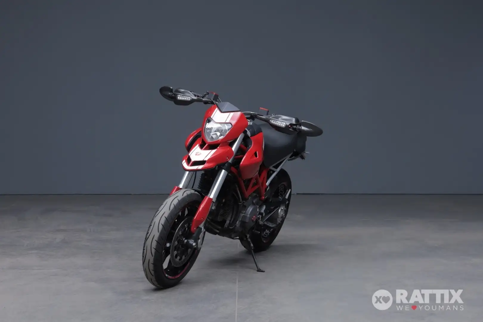 Ducati Hypermotard 796 matt Rosso - 2