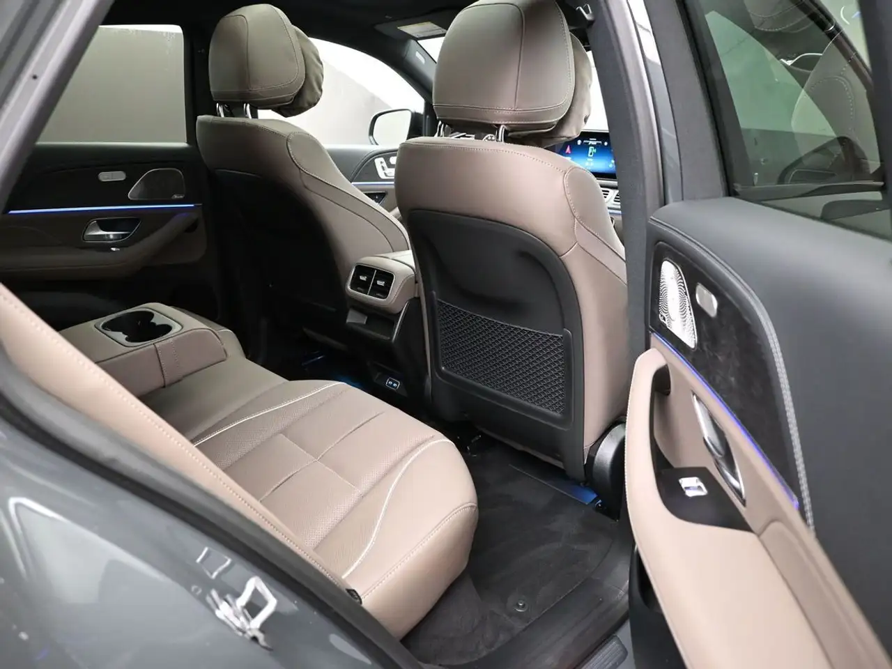 Mercedes-Benz GLE снимка Mercedes-Benz GLE