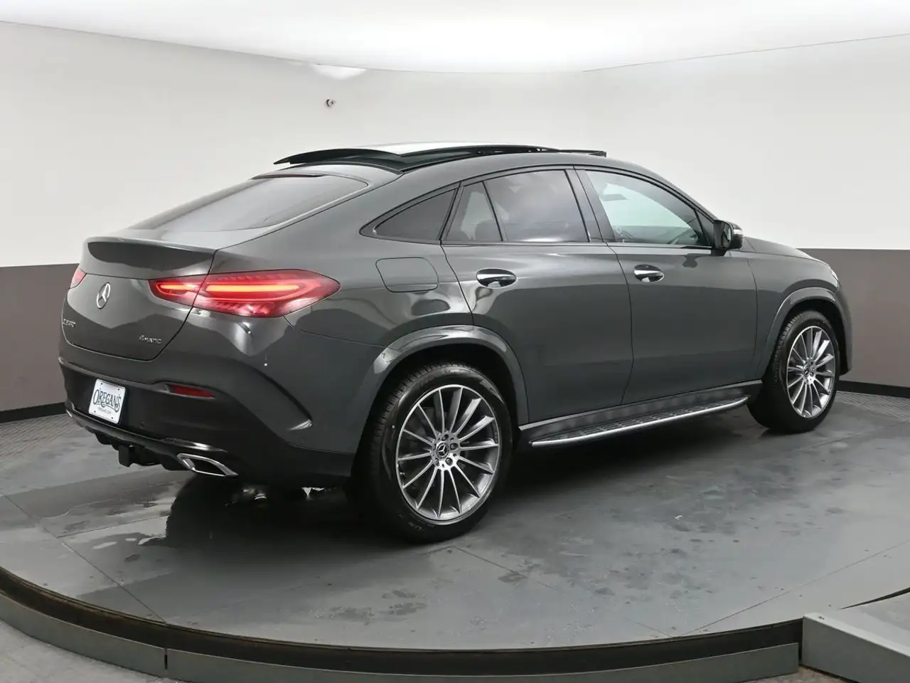Mercedes-Benz GLE снимка Mercedes-Benz GLE