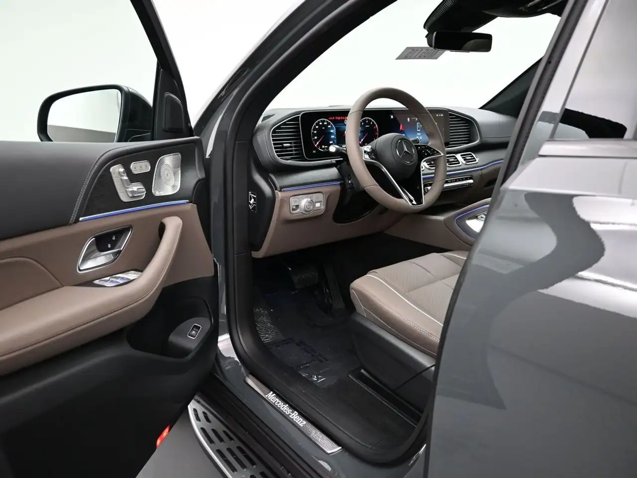 Mercedes-Benz GLE снимка Mercedes-Benz GLE