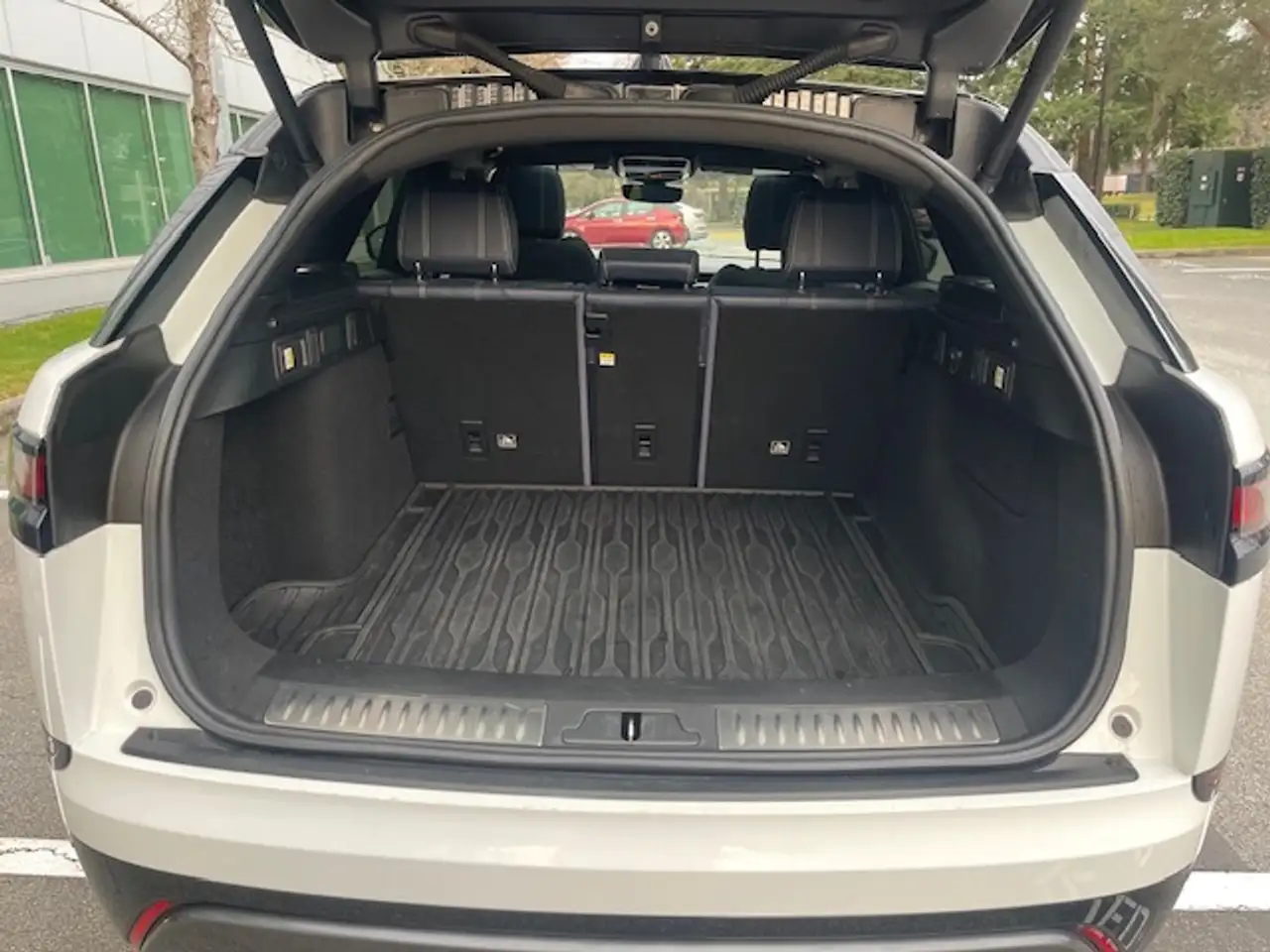 Land Rover Range Rover Velar снимка Land Rover Range Rover Velar