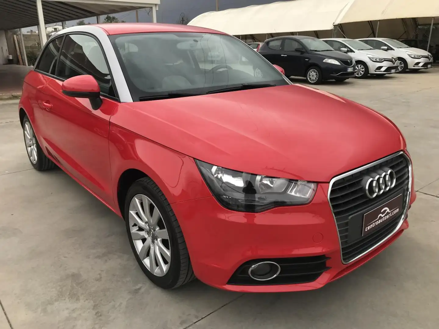 Audi A1 1.6 TDI Ambition - Neopatentati Rouge - 1