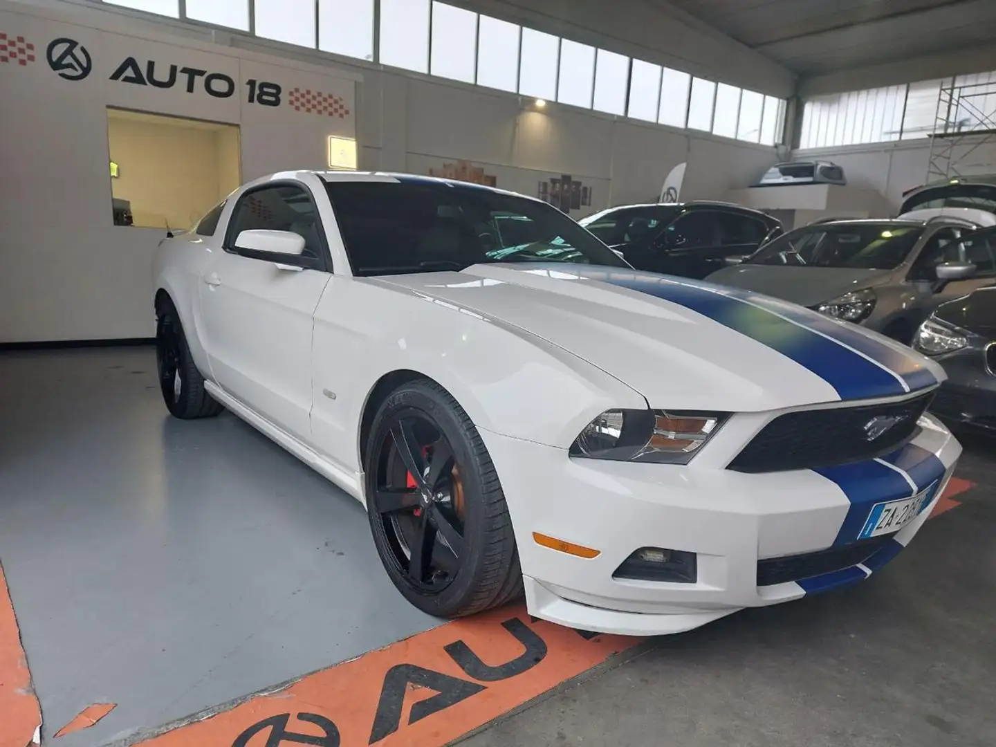 Ford Mustang 3.7 V6 EU 5 Auto + PRONTA CONSEGNA!!! Wit - 1