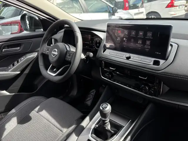 Nissan Qashqai view 19