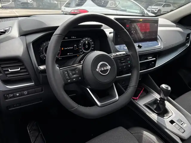 Nissan Qashqai view 18