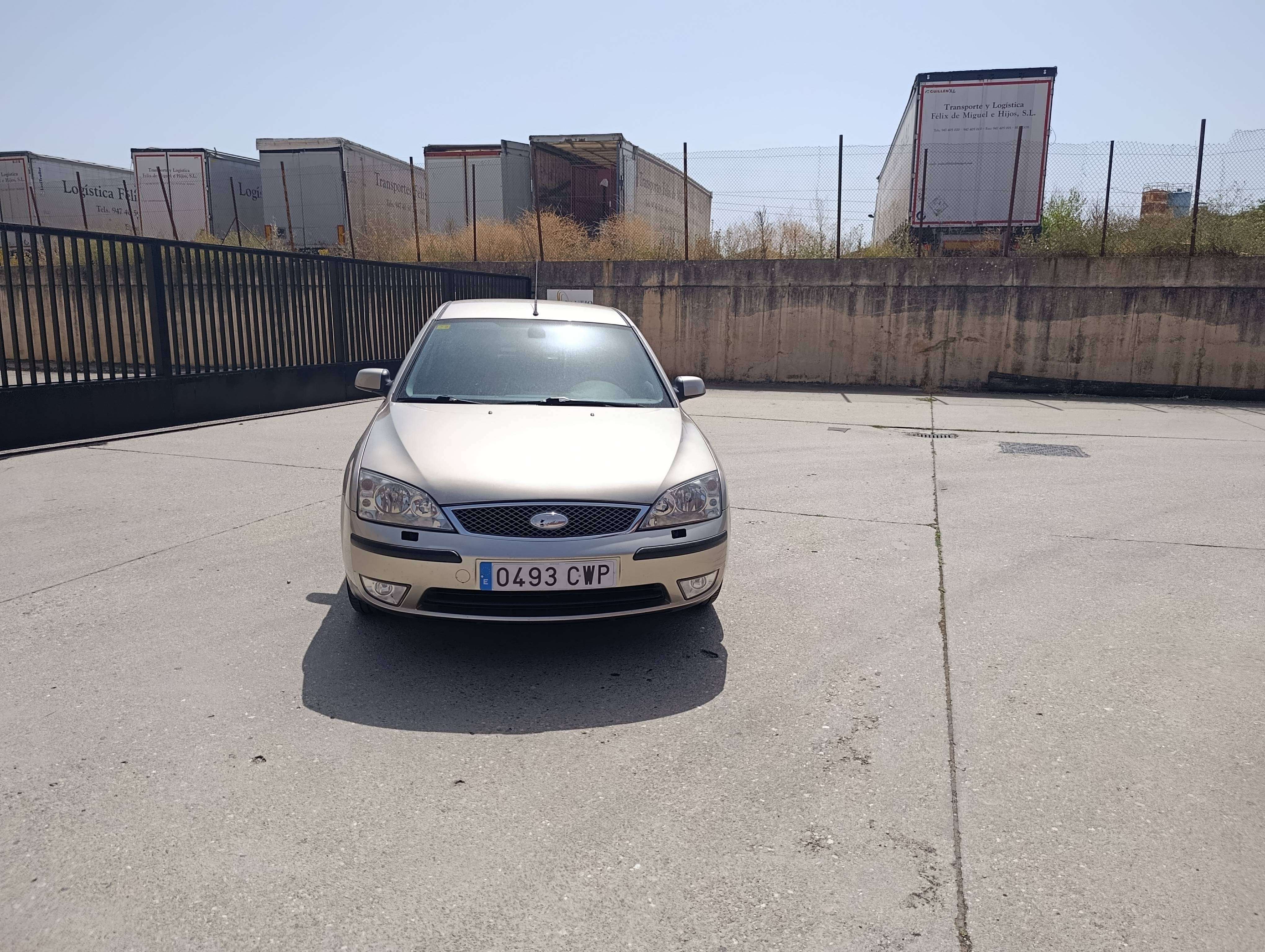 Ford Mondeo Mondeo 1.8i 16v Futura Futura - foto 1