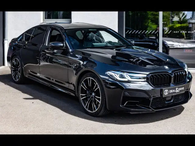 BMW M5 view 6