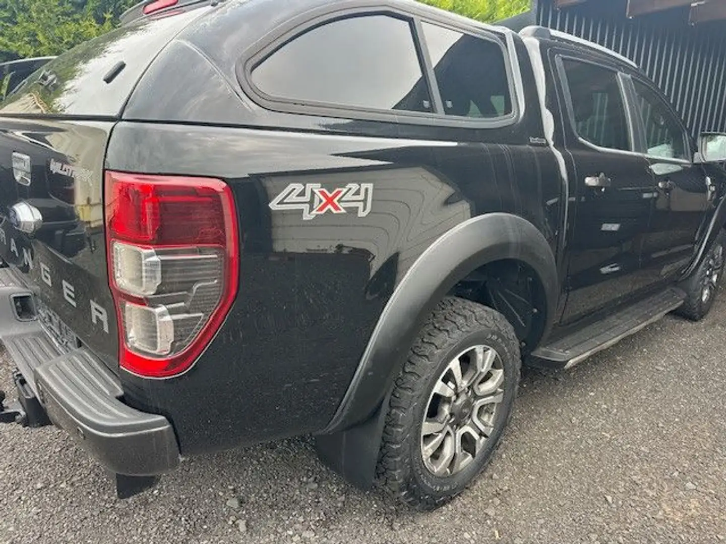 Ford Ranger Wildtrak 3,2 Hardtop Np57t€ 1.Hd AHK3,5t Diffspe Schwarz - 2