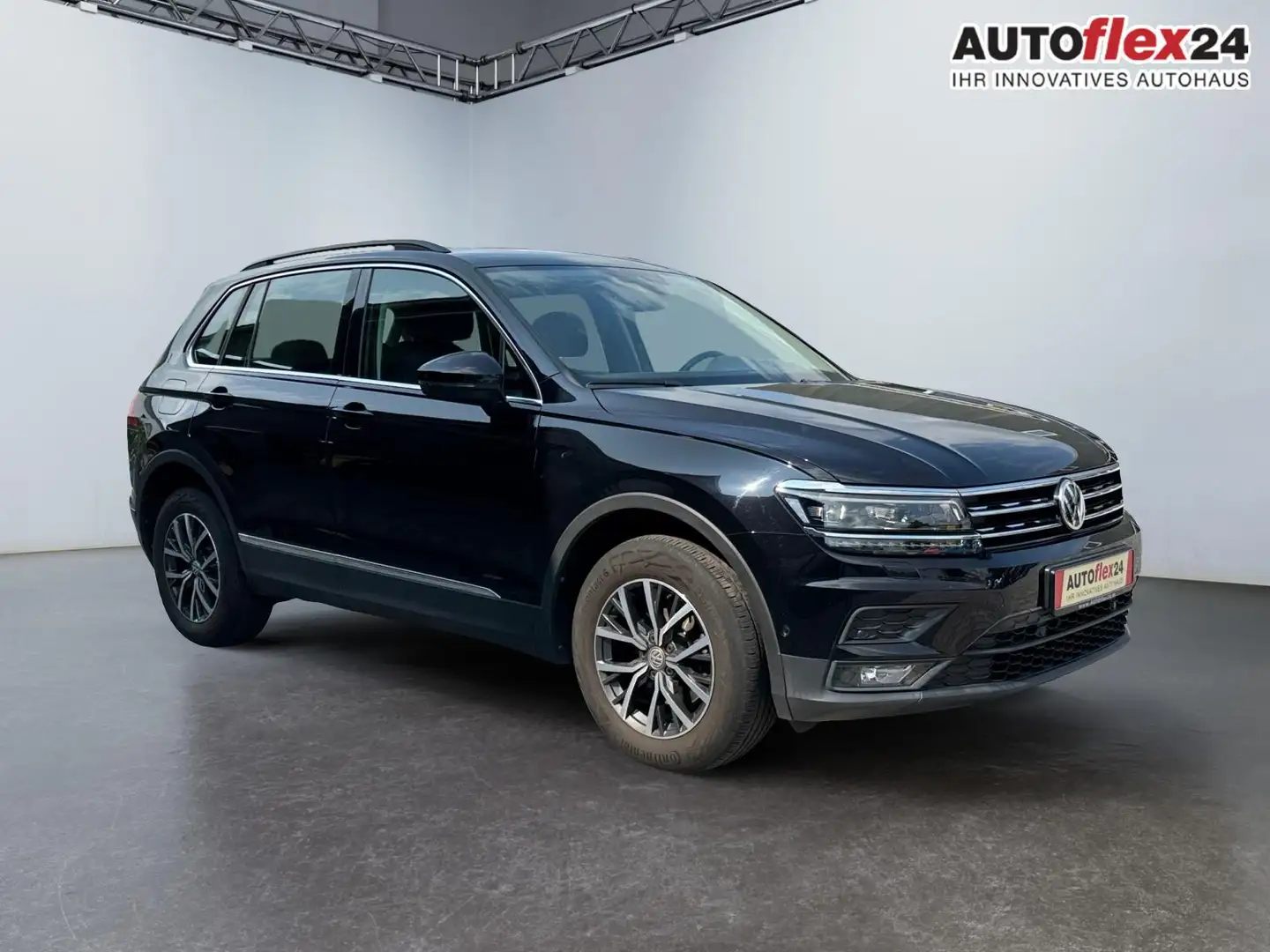Volkswagen Tiguan 2.0 TDI DSG Comf 4x4 AHK 3ZoKli Kam PDC SHZ 110... Schwarz - 1