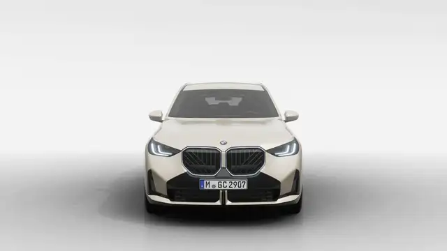 BMW X3 view 3