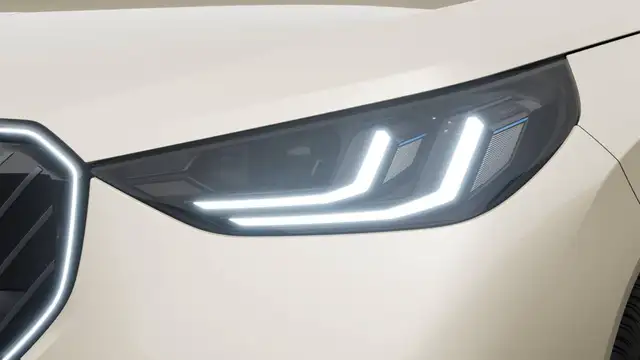 BMW X3 view 6
