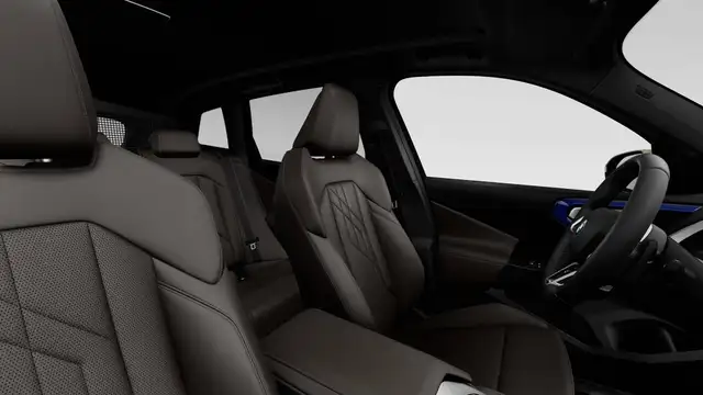 BMW X3 view 9